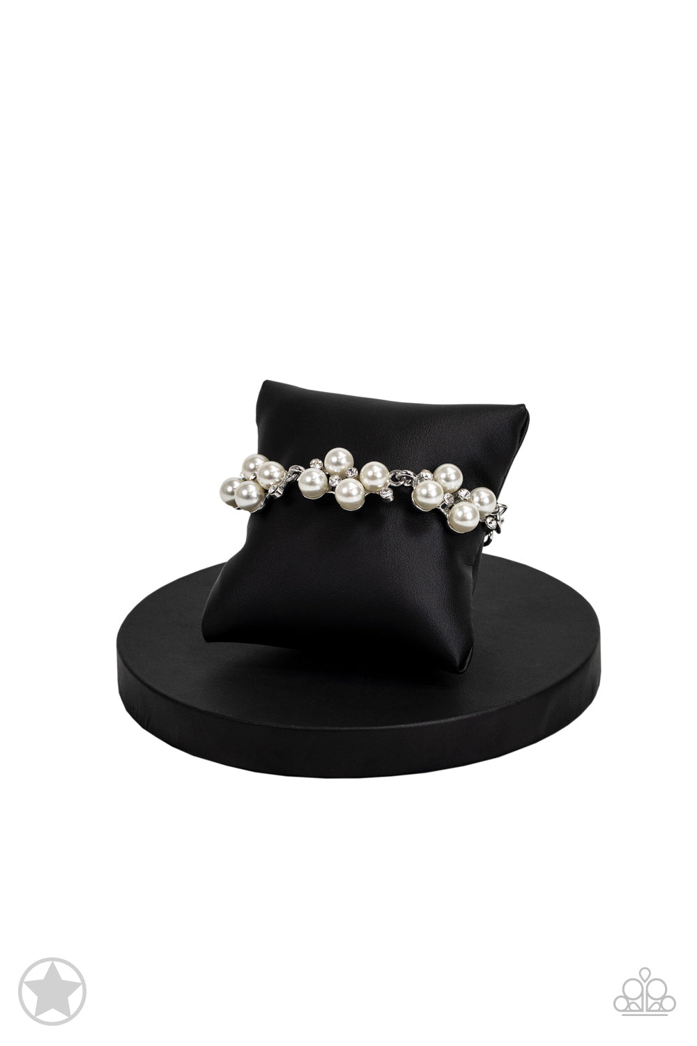 Paparazzi Bracelet ♥ I Do ♥- Pearl Clusters