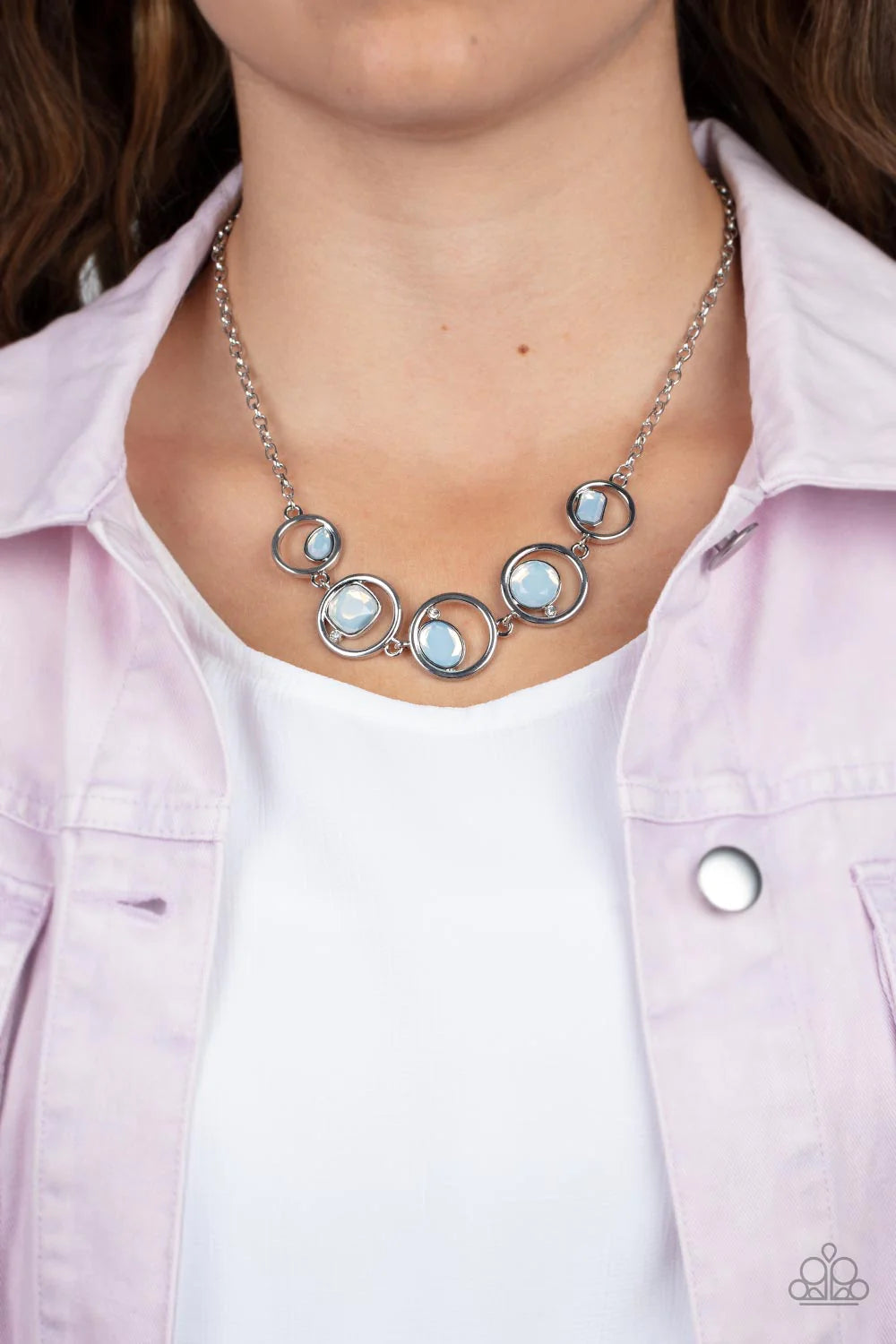 Paparazzi Necklace ~ Big Night Out - White