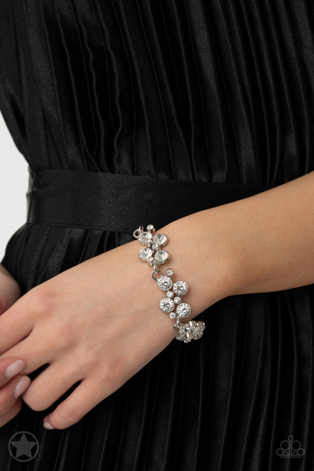 Paparazzi Bracelet ♥ Old Hollywood ♥- Silver