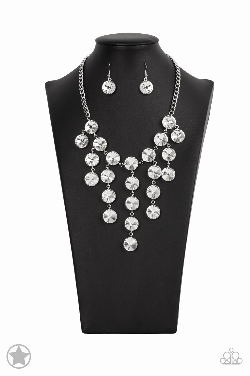 Paparazzi Necklace ~ Spotlight Stunner